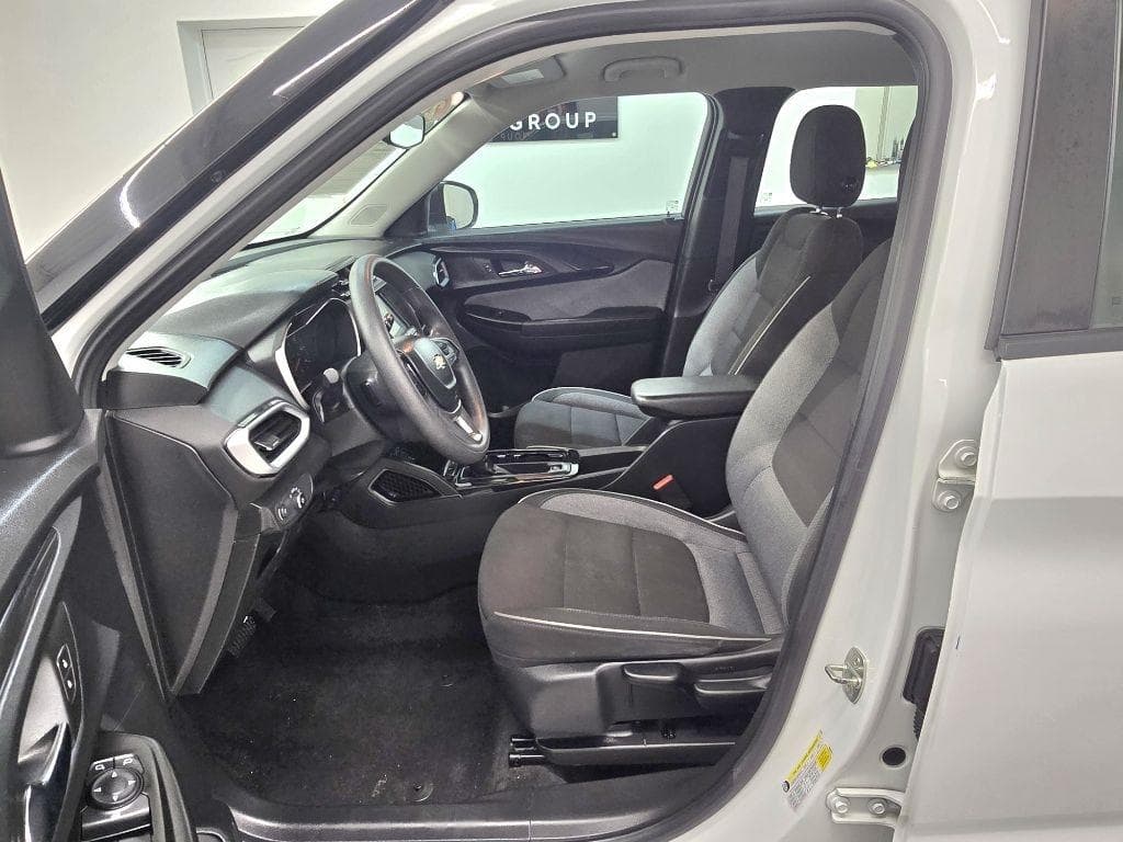2023 CHEVROLET TrailBlazer - Image 8