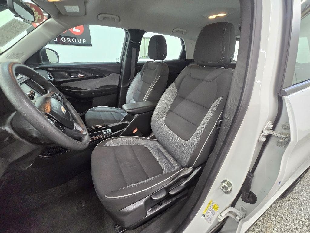 2023 CHEVROLET TrailBlazer - Image 10