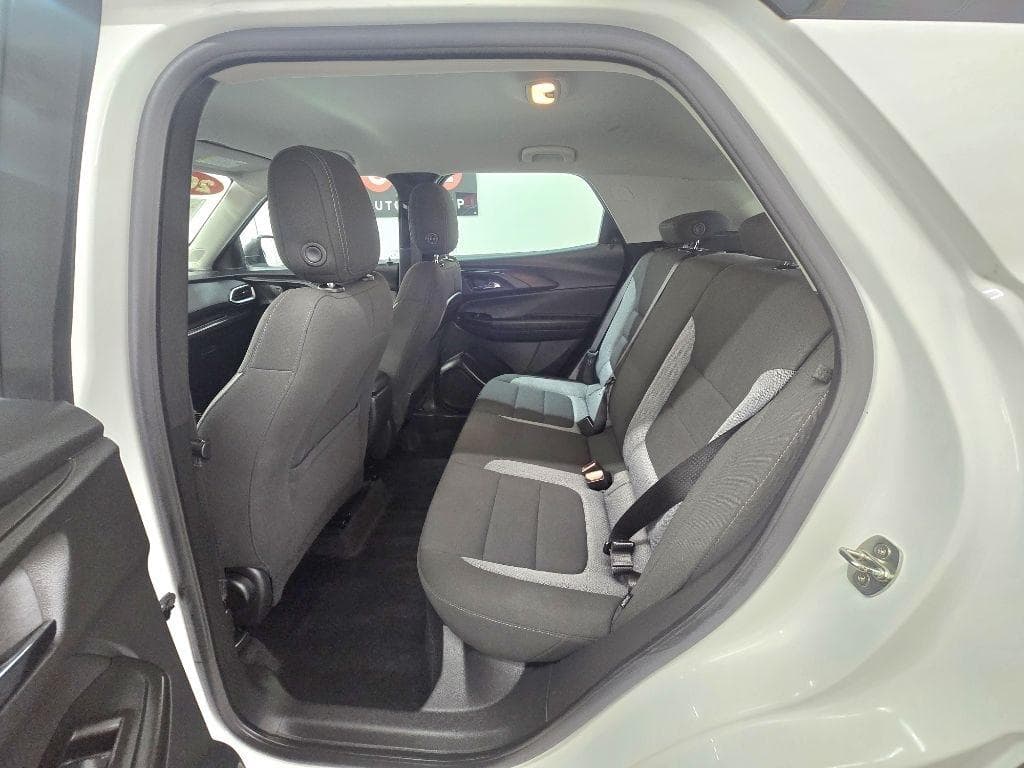 2023 CHEVROLET TrailBlazer - Image 12