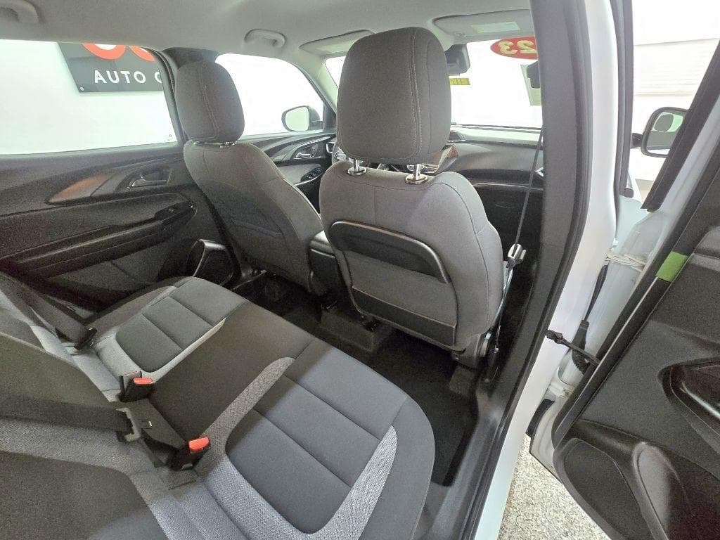 2023 CHEVROLET TrailBlazer - Image 16