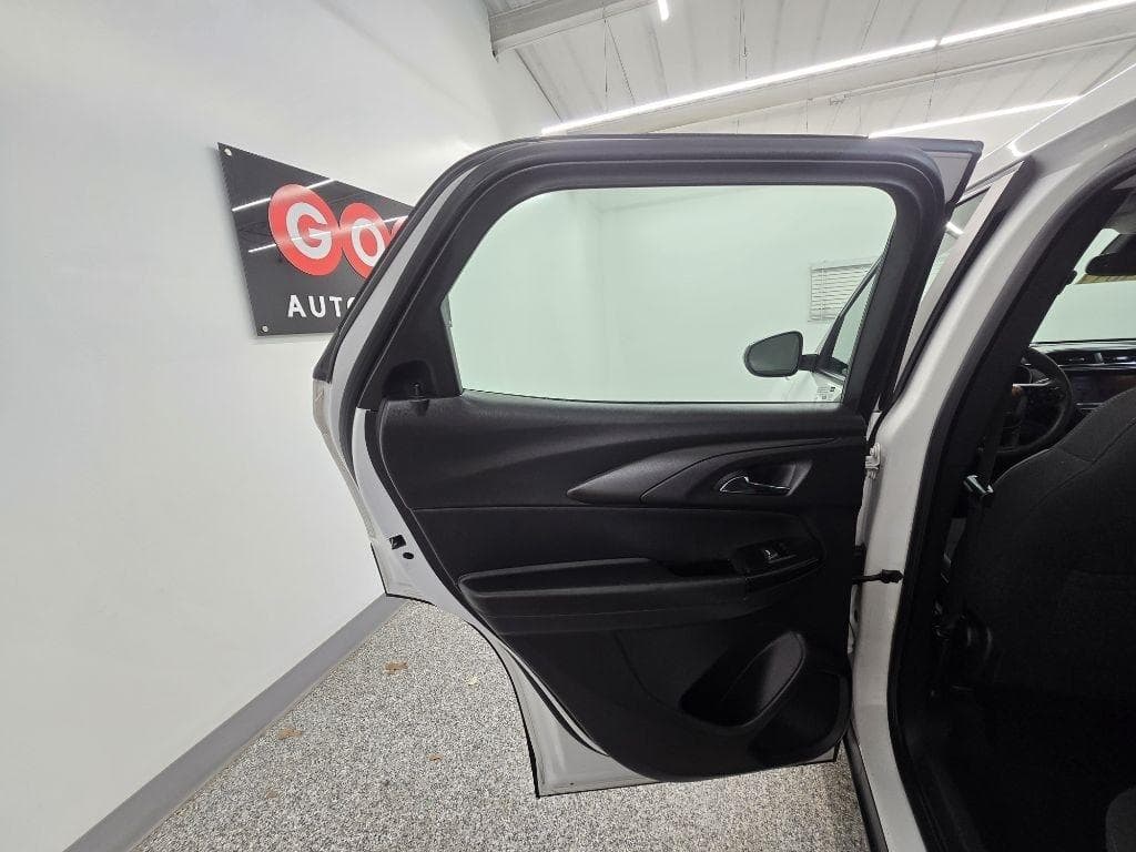 2023 CHEVROLET TrailBlazer - Image 25