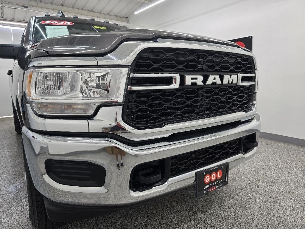 2023 RAM 2500 - Image 2