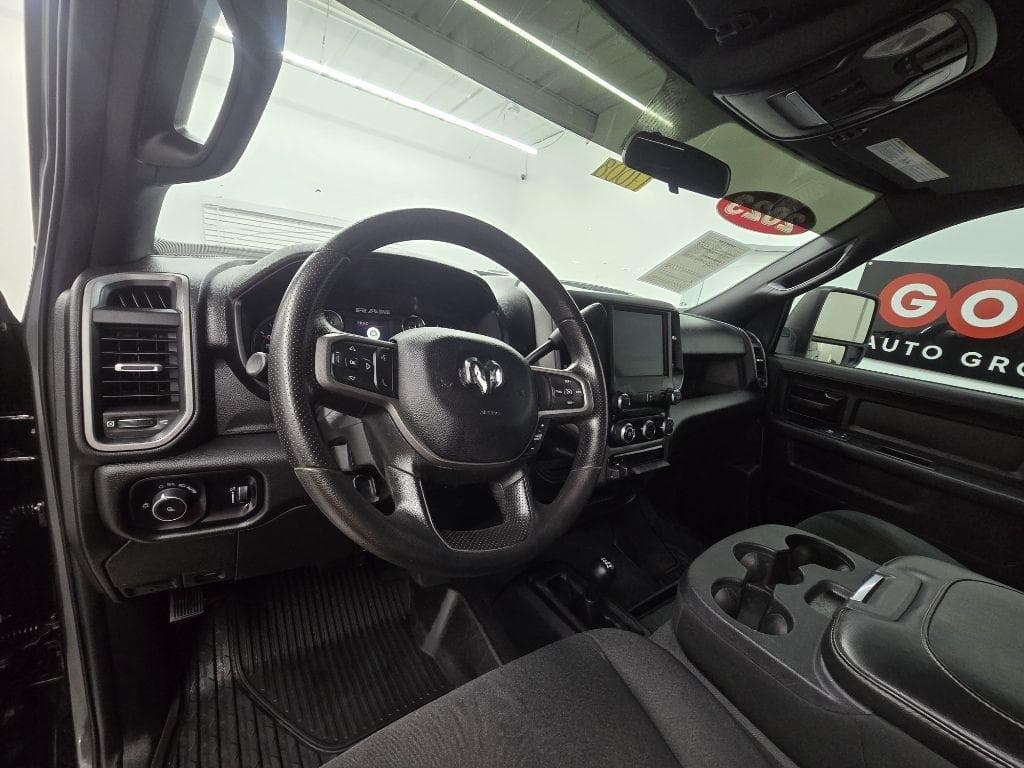 2023 RAM 2500 - Image 9