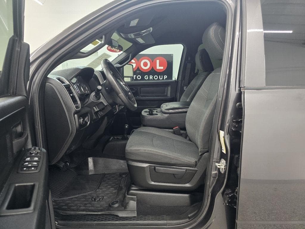 2023 RAM 2500 - Image 10