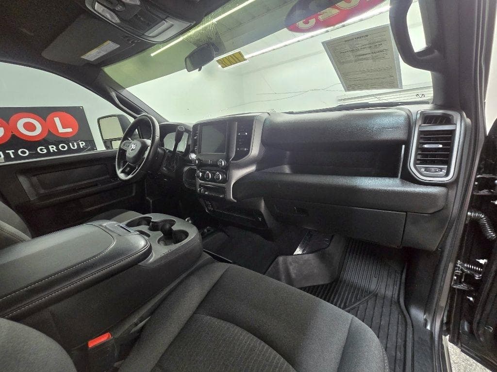 2023 RAM 2500 - Image 18