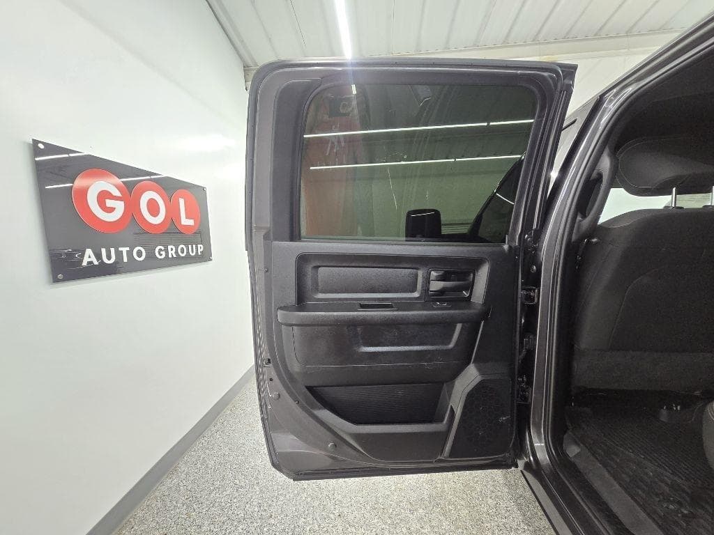 2023 RAM 2500 - Image 24