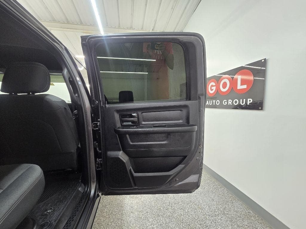 2023 RAM 2500 - Image 27