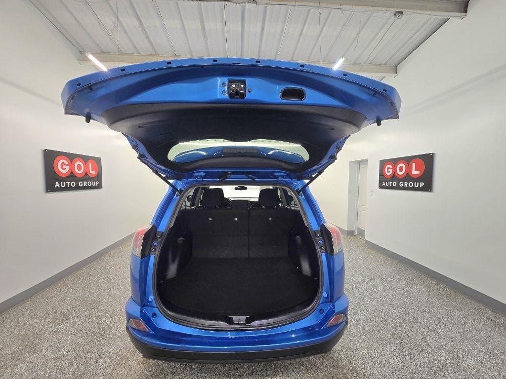 2018 TOYOTA RAV4 - Image 15