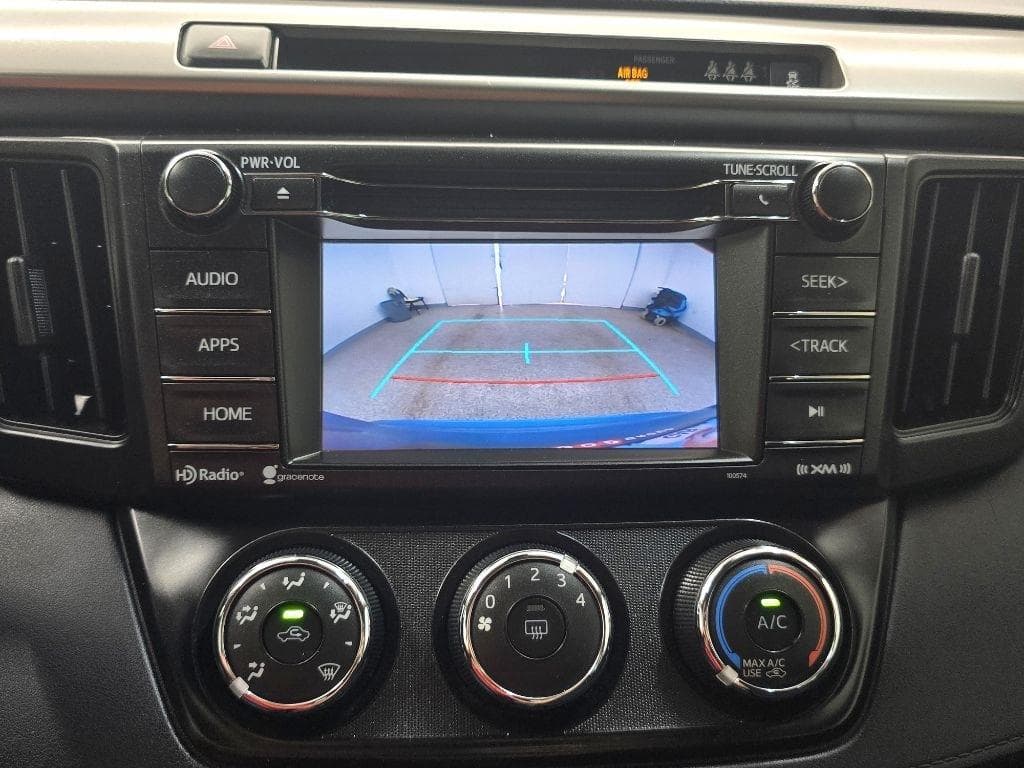 2018 TOYOTA RAV4 - Image 21