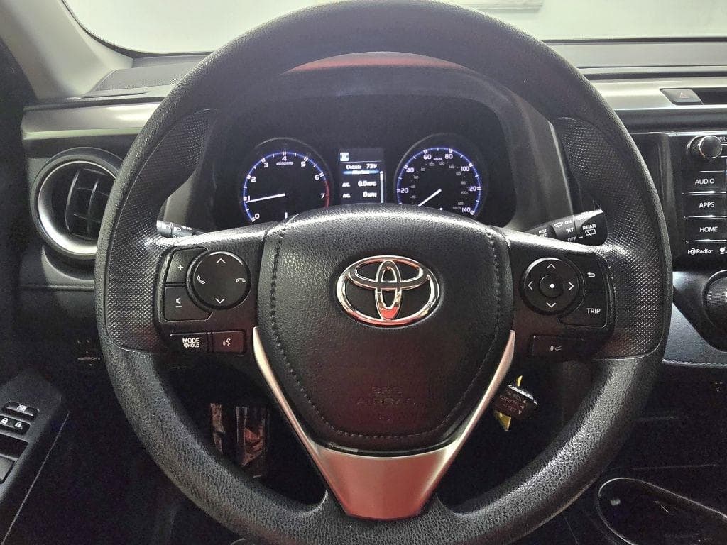 2018 TOYOTA RAV4 - Image 22