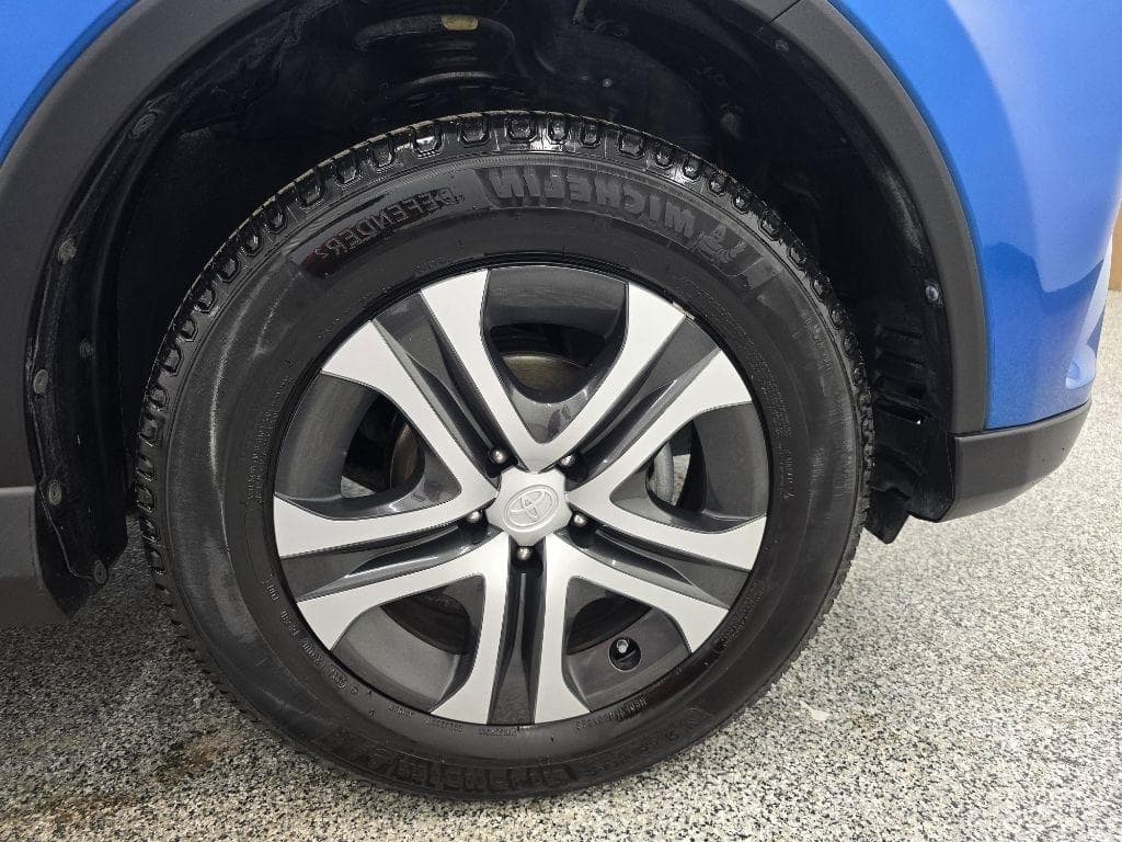 2018 TOYOTA RAV4 - Image 30