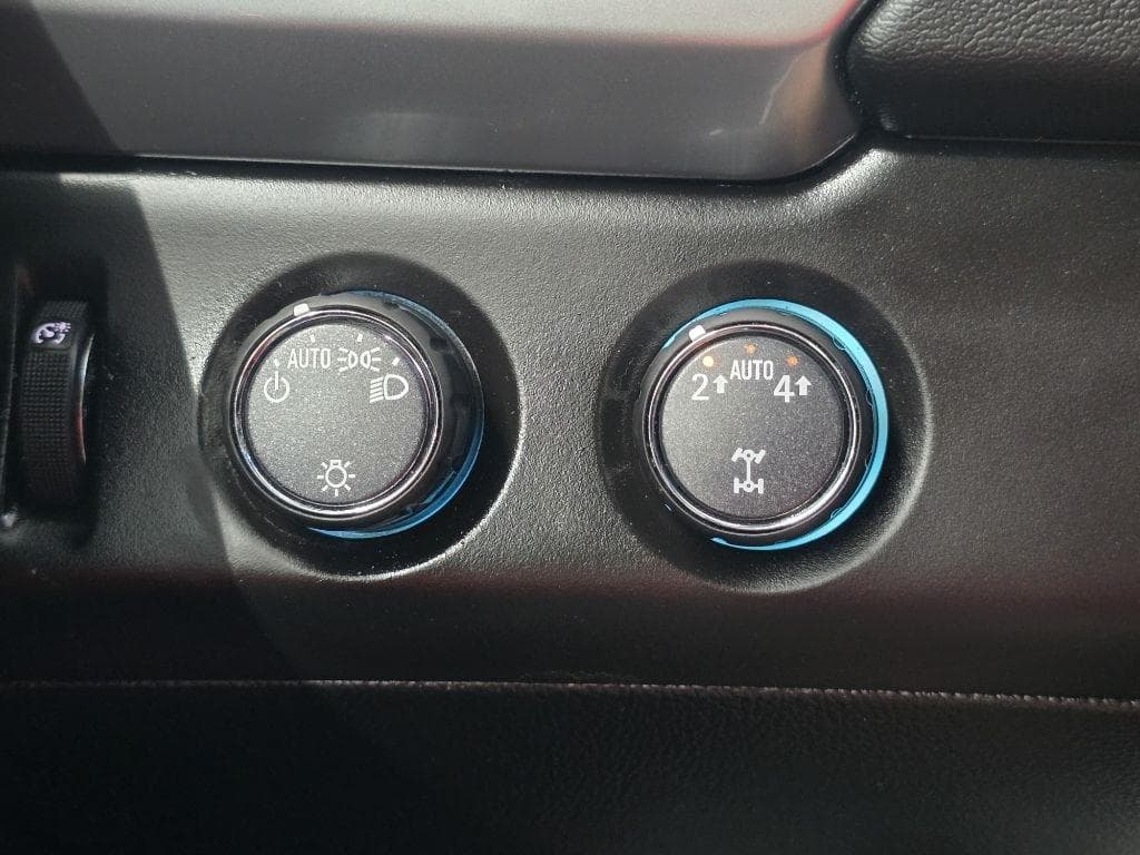 2018 CHEVROLET Tahoe - Image 24