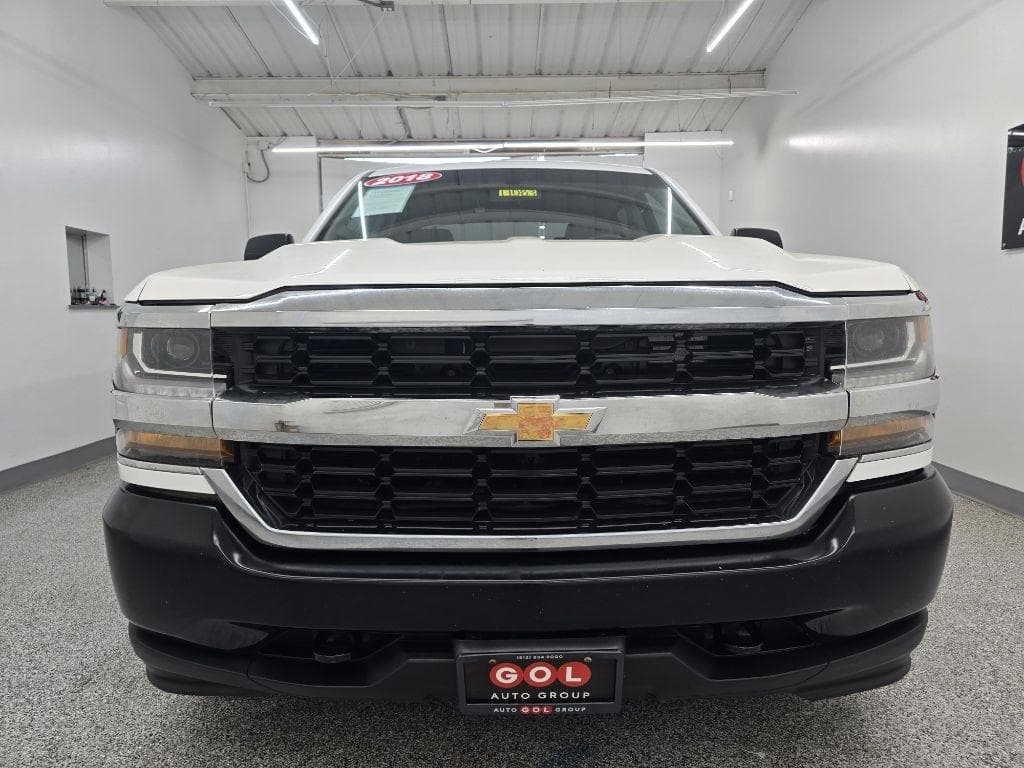2018 CHEVROLET Silverado - Image 1