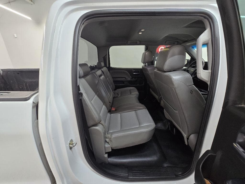 2018 CHEVROLET Silverado - Image 12