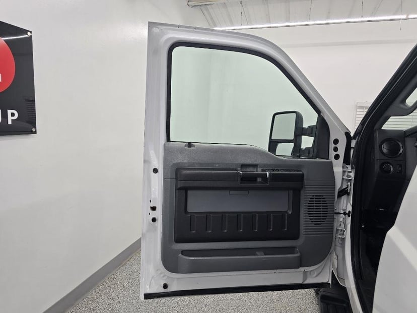 2011 FORD F-350 - Image 24