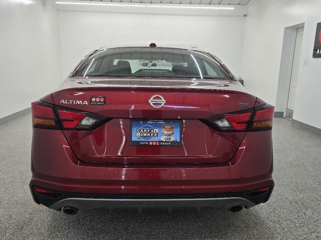 2019 NISSAN Altima - Image 4