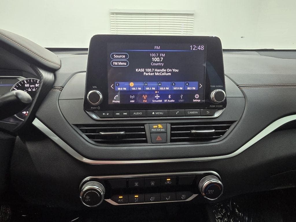 2019 NISSAN Altima - Image 19