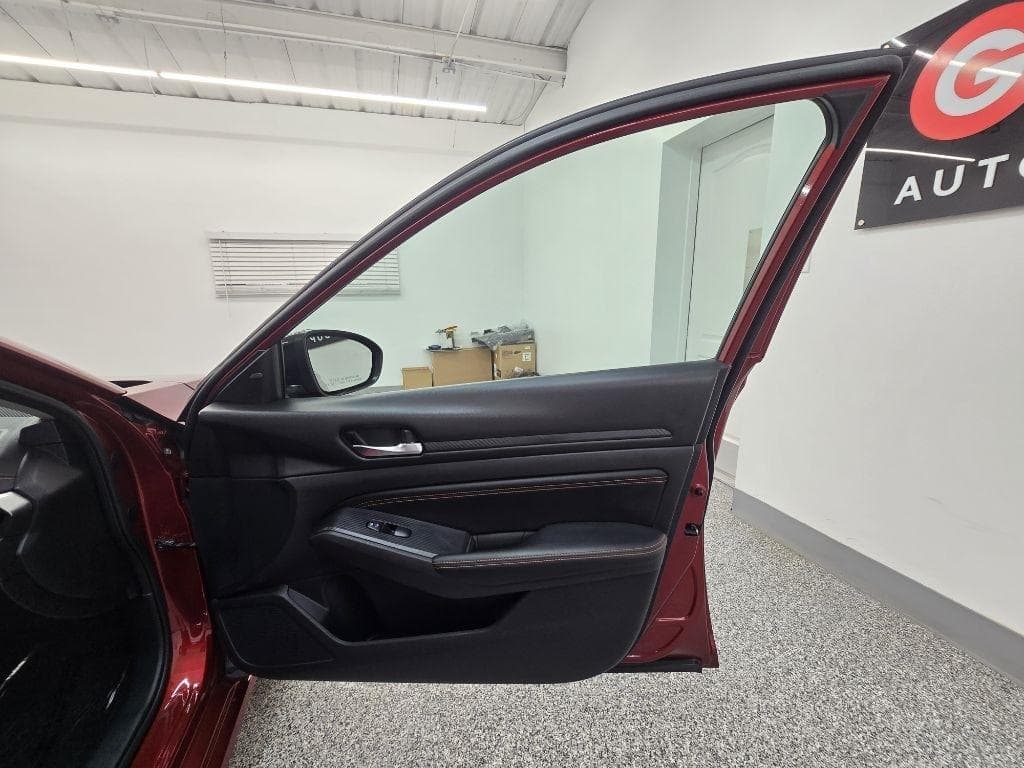 2019 NISSAN Altima - Image 27