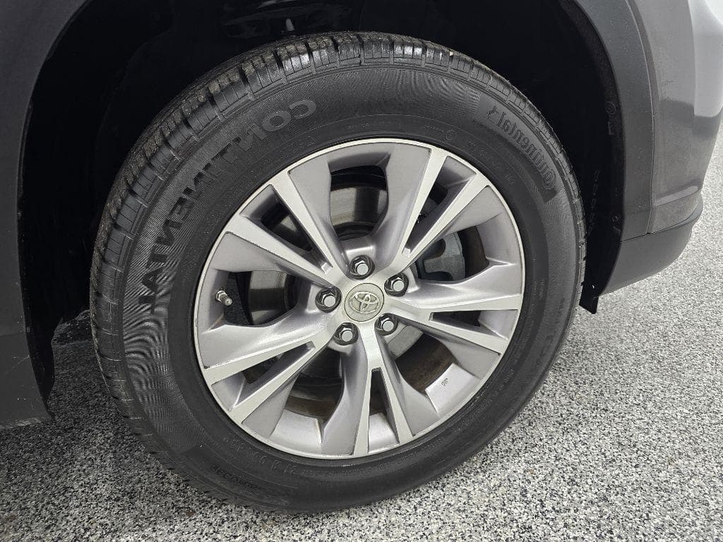 2015 TOYOTA Highlander - Image 29