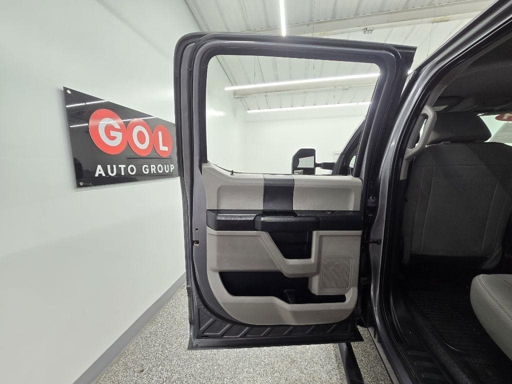 2021 FORD F-250 - Image 29