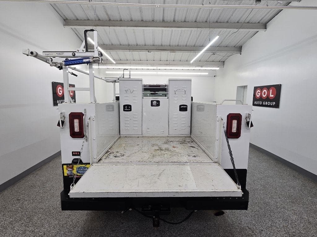 2022 CHEVROLET Silverado - Image 4