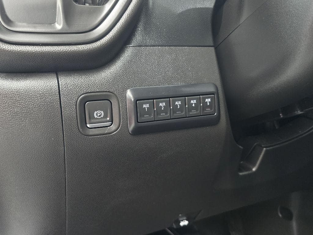 2022 CHEVROLET Silverado - Image 27