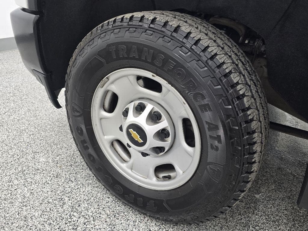 2022 CHEVROLET Silverado - Image 32