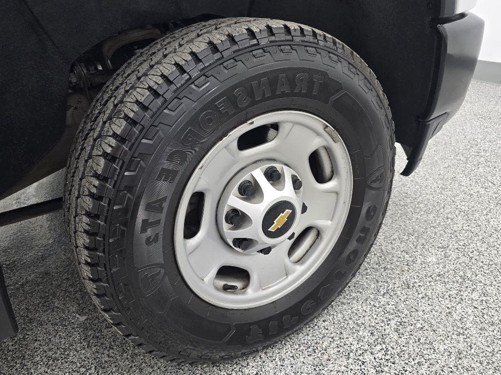 2022 CHEVROLET Silverado - Image 35