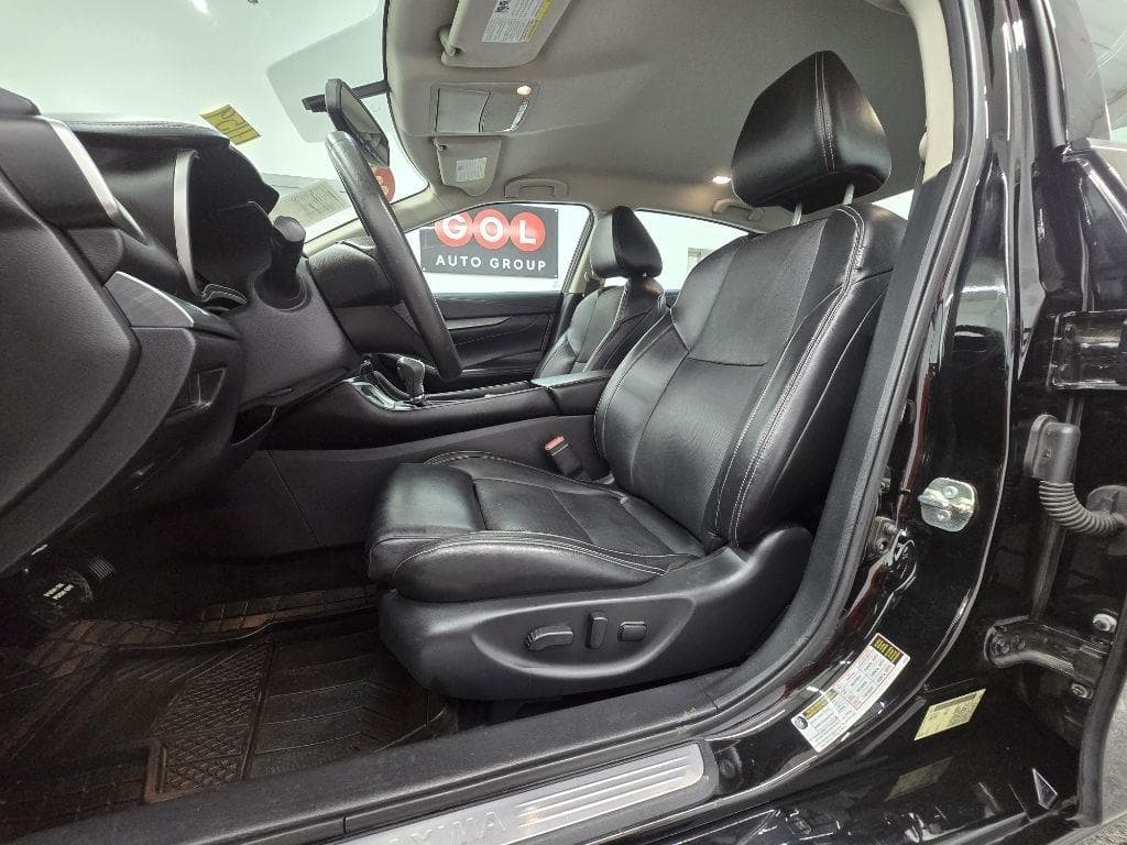 2018 NISSAN Maxima - Image 11