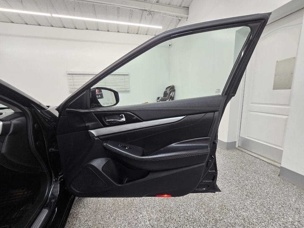 2018 NISSAN Maxima - Image 33