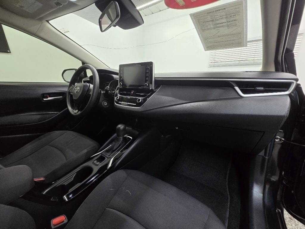 2021 TOYOTA Corolla - Image 20