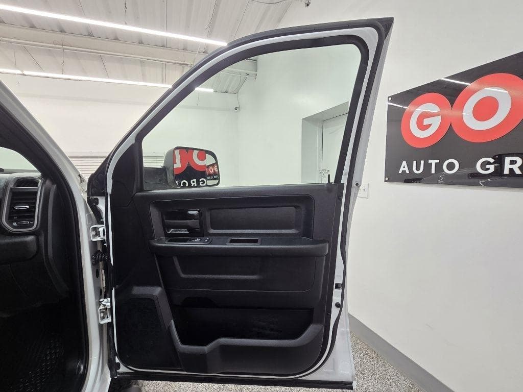 2022 RAM 2500 - Image 30