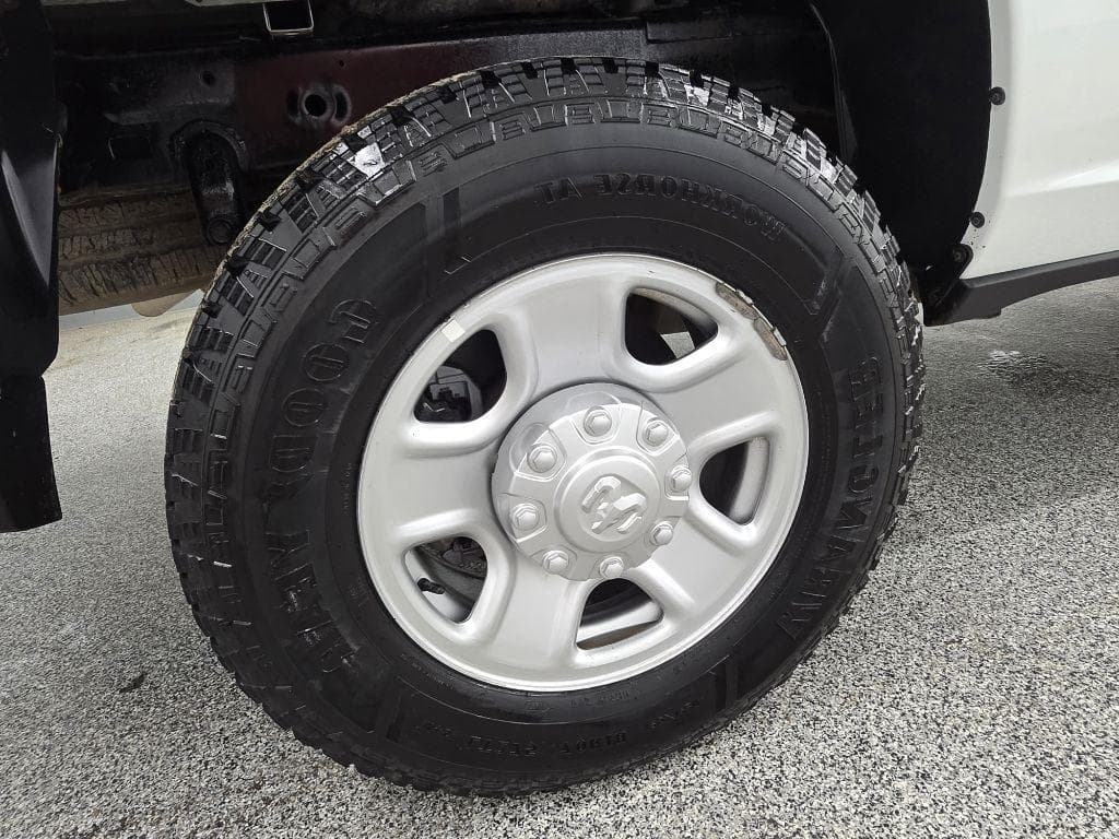 2022 RAM 2500 - Image 34