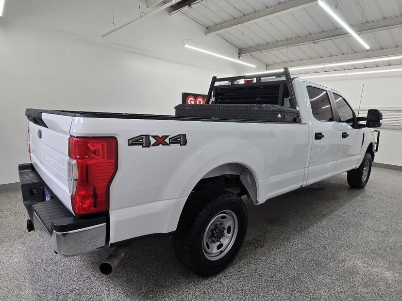 2022 FORD F-250 - Image 8