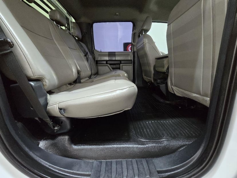 2022 FORD F-250 - Image 19
