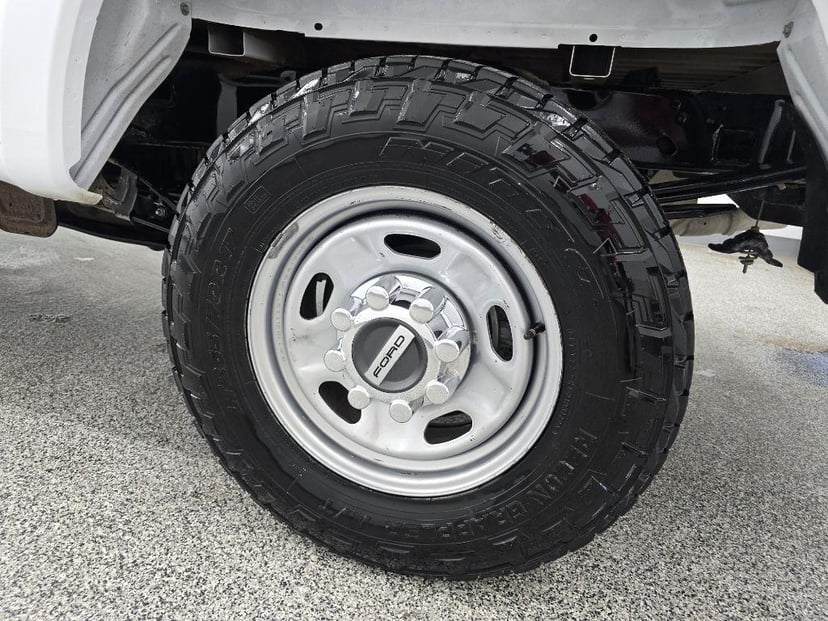 2022 FORD F-250 - Image 34