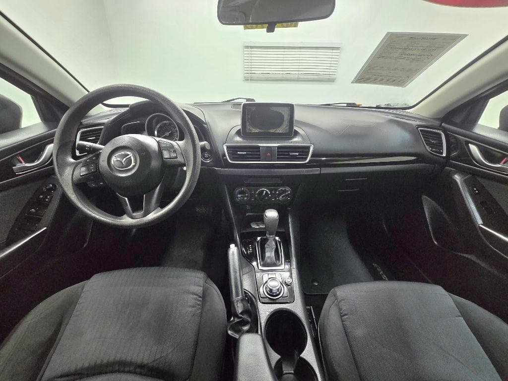 2016 MAZDA MAZDA3 - Image 10