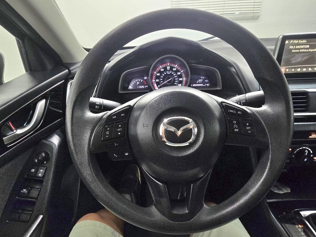 2016 MAZDA MAZDA3 - Image 22