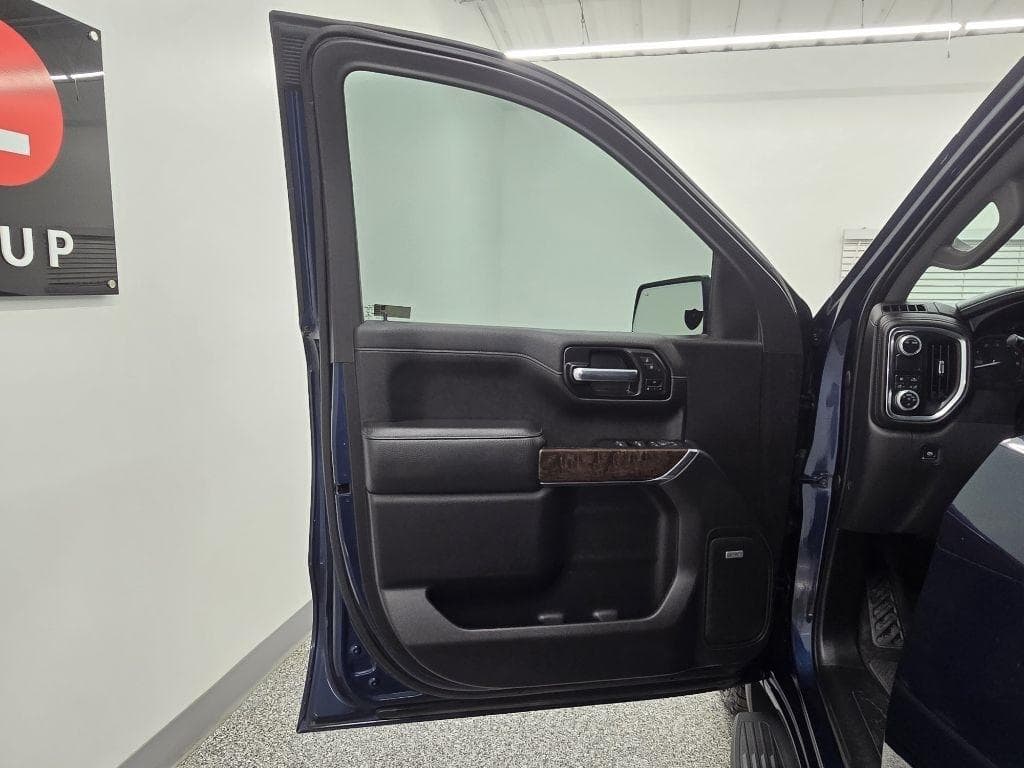 2020 GMC Sierra - Image 31