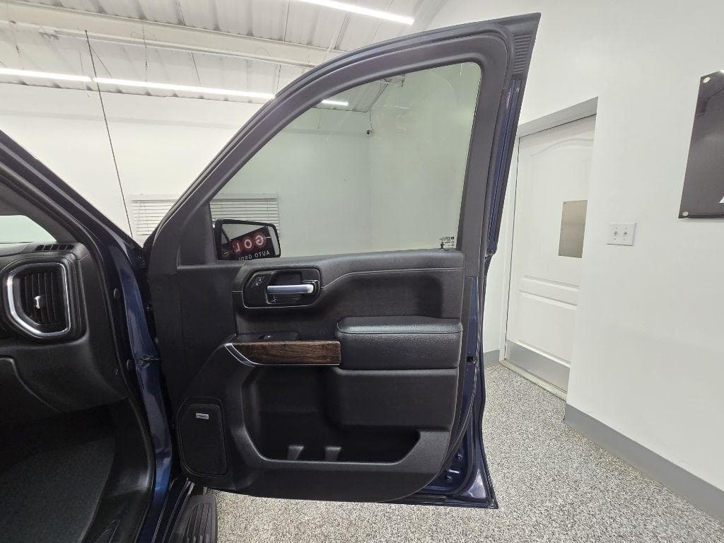 2020 GMC Sierra - Image 34