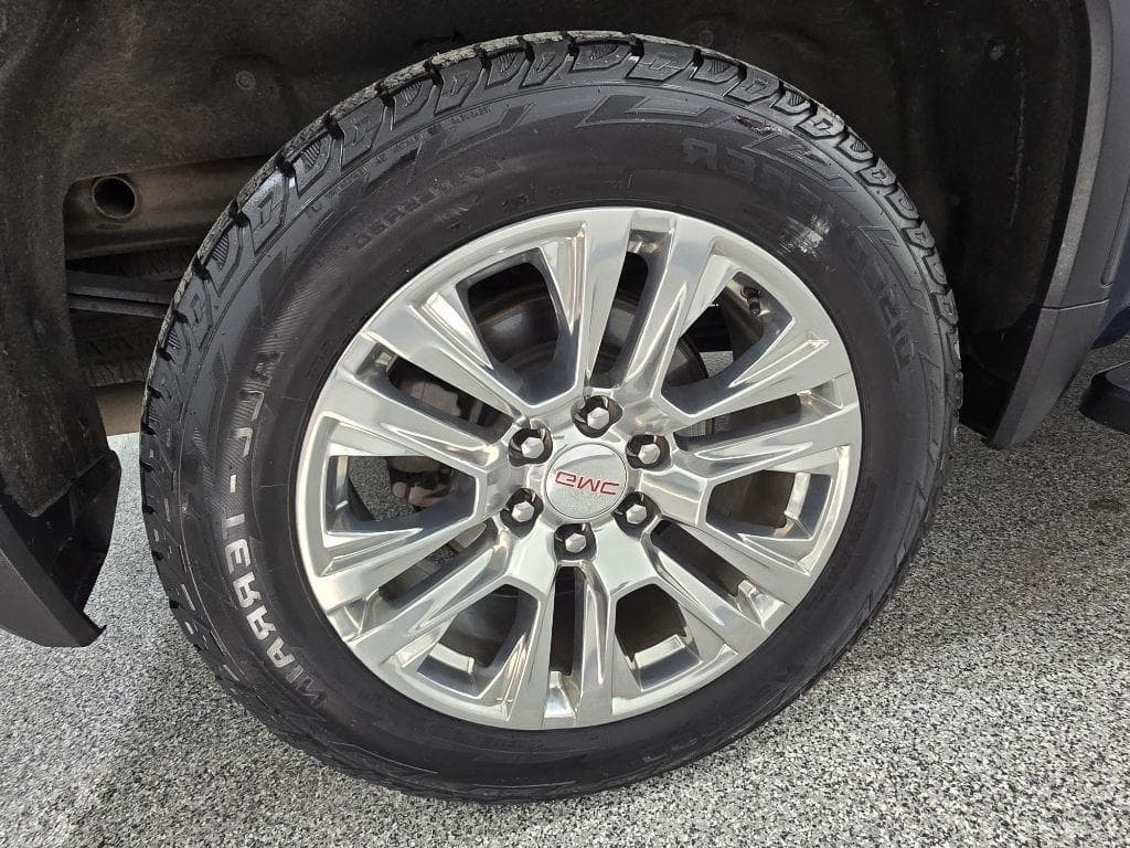 2020 GMC Sierra - Image 38