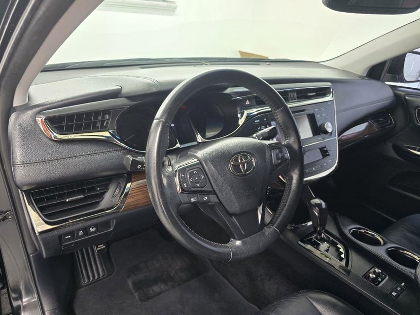 2013 TOYOTA Avalon - Image 10
