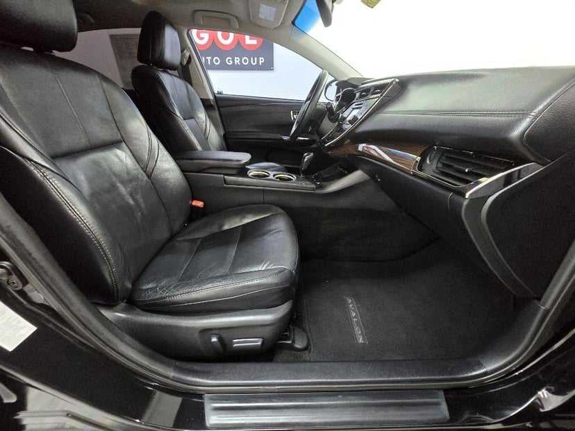 2013 TOYOTA Avalon - Image 18