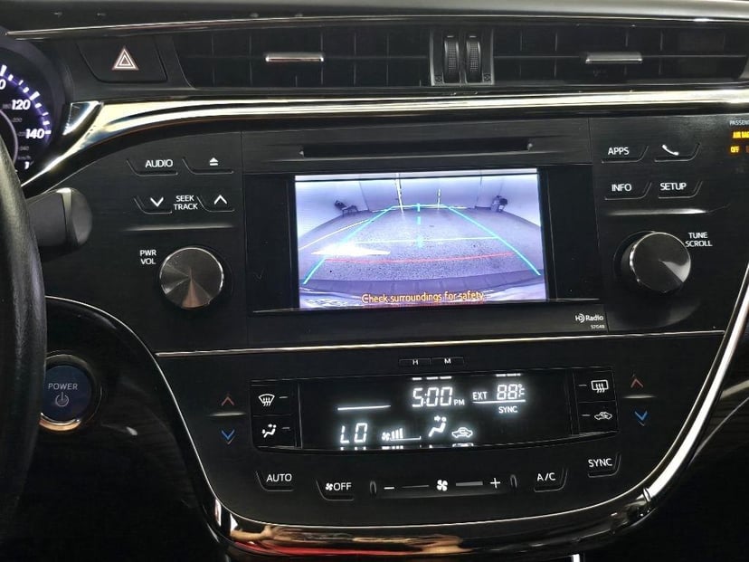 2013 TOYOTA Avalon - Image 24