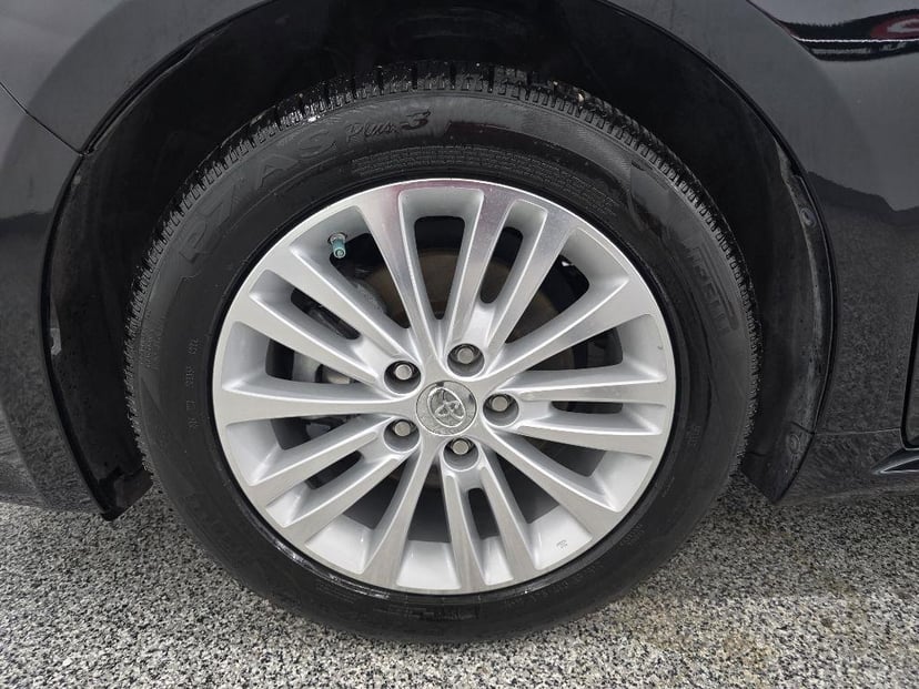 2013 TOYOTA Avalon - Image 29