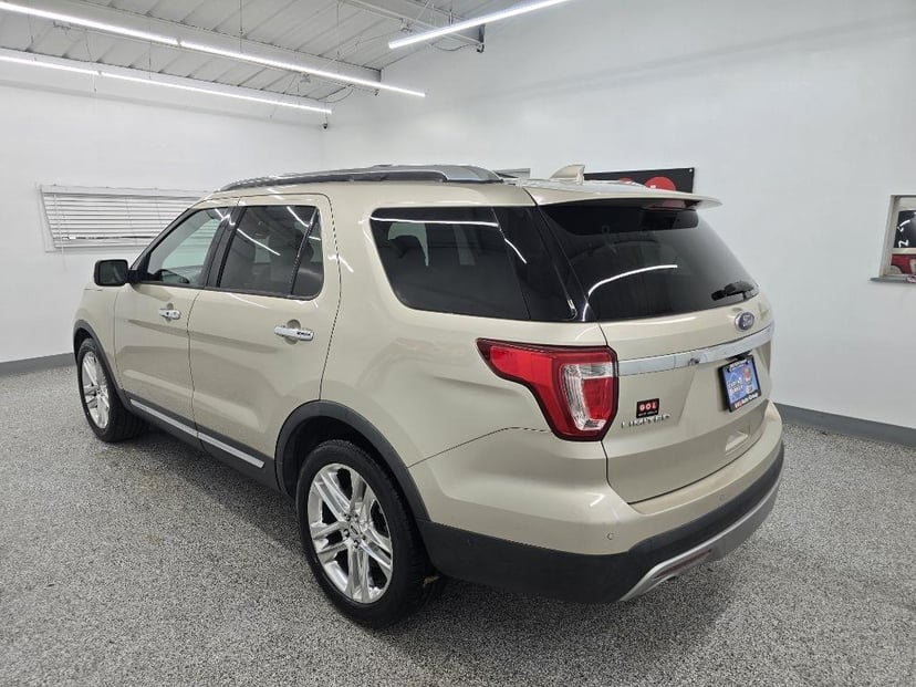 2017 FORD Explorer - Image 5
