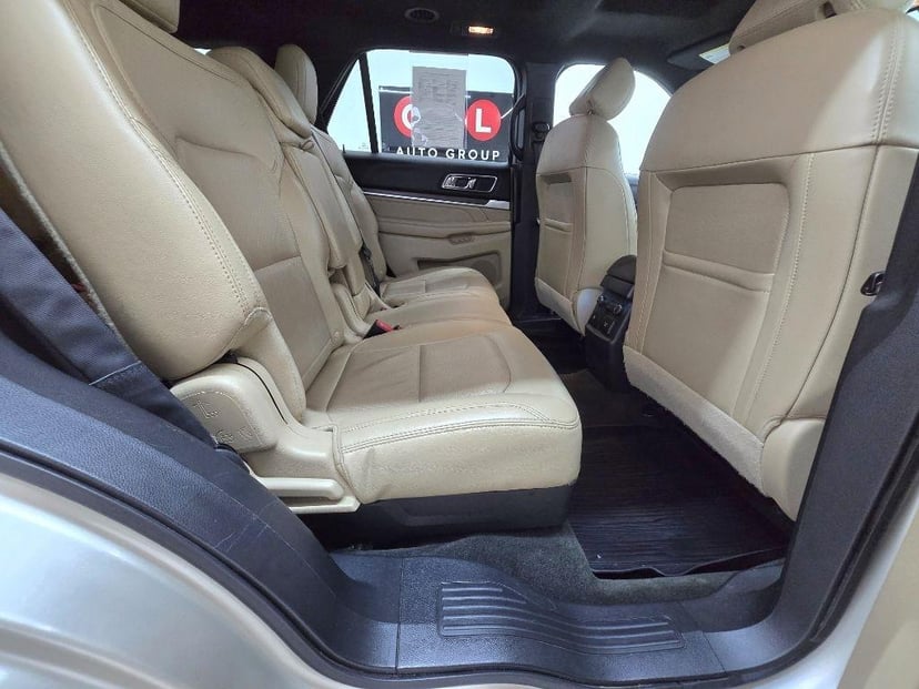 2017 FORD Explorer - Image 20