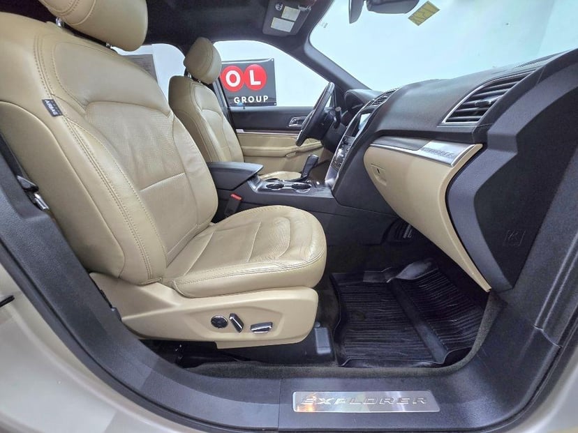 2017 FORD Explorer - Image 23