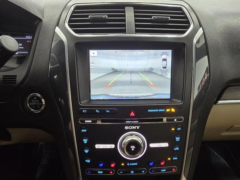 2017 FORD Explorer - Image 26