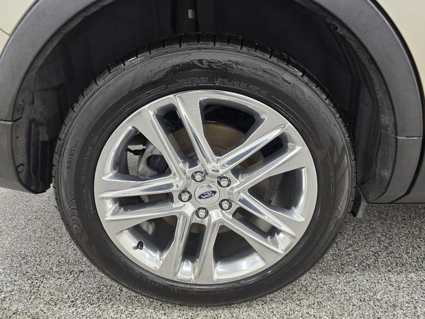 2017 FORD Explorer - Image 34